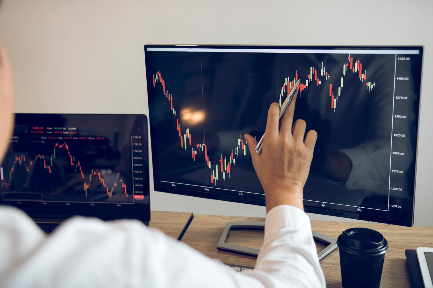 Integrating AI-Powered Trade Suggestions into MT5 Web Terminal